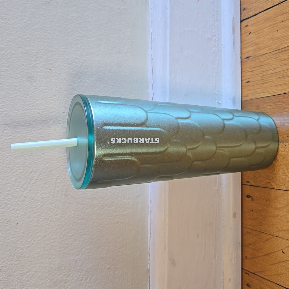 Starbucks, 2022 Stainless Steel Mermaid Scales Spring Tumbler, EUC, Venti 24 oz.